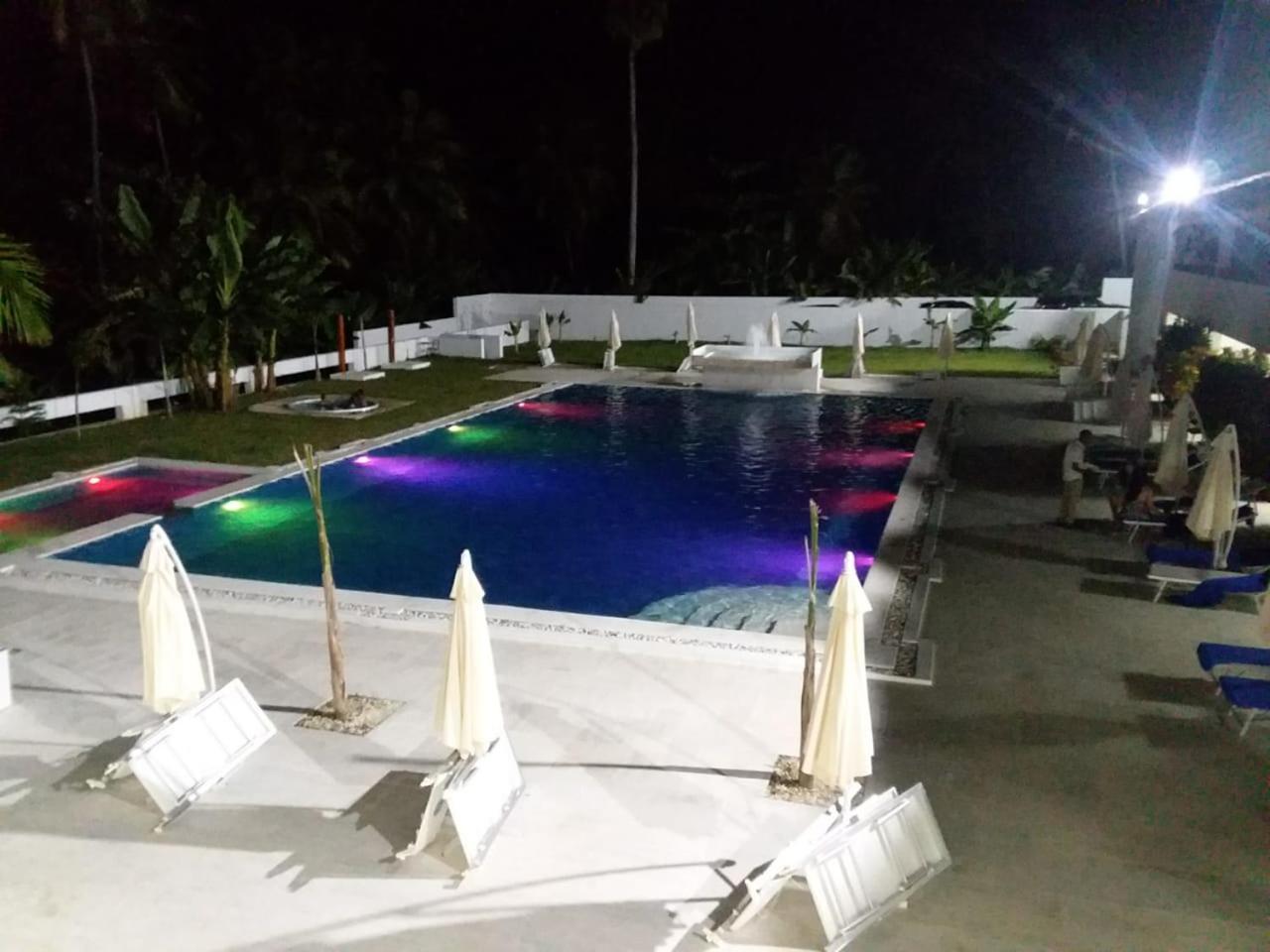 Oasi Encantada - Beach Resort Barahona Kültér fotó